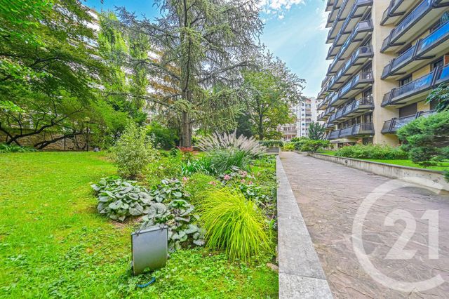 Appartement F2 à vendre - 2 pièces - 50.79 m2 - PARIS - 75016 - ILE-DE-FRANCE - Century 21 Auteuil Seine