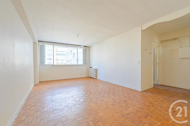 Appartement F3 à vendre - 3 pièces - 68.52 m2 - PARIS - 75015 - ILE-DE-FRANCE - Century 21 Auteuil Seine